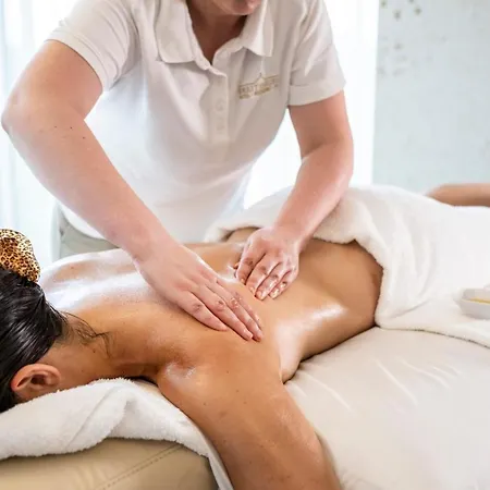 Hotel Breitenburg Szálloda 4*